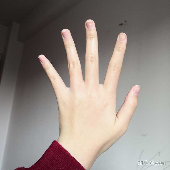 如何能让自己的手变得修长好看?