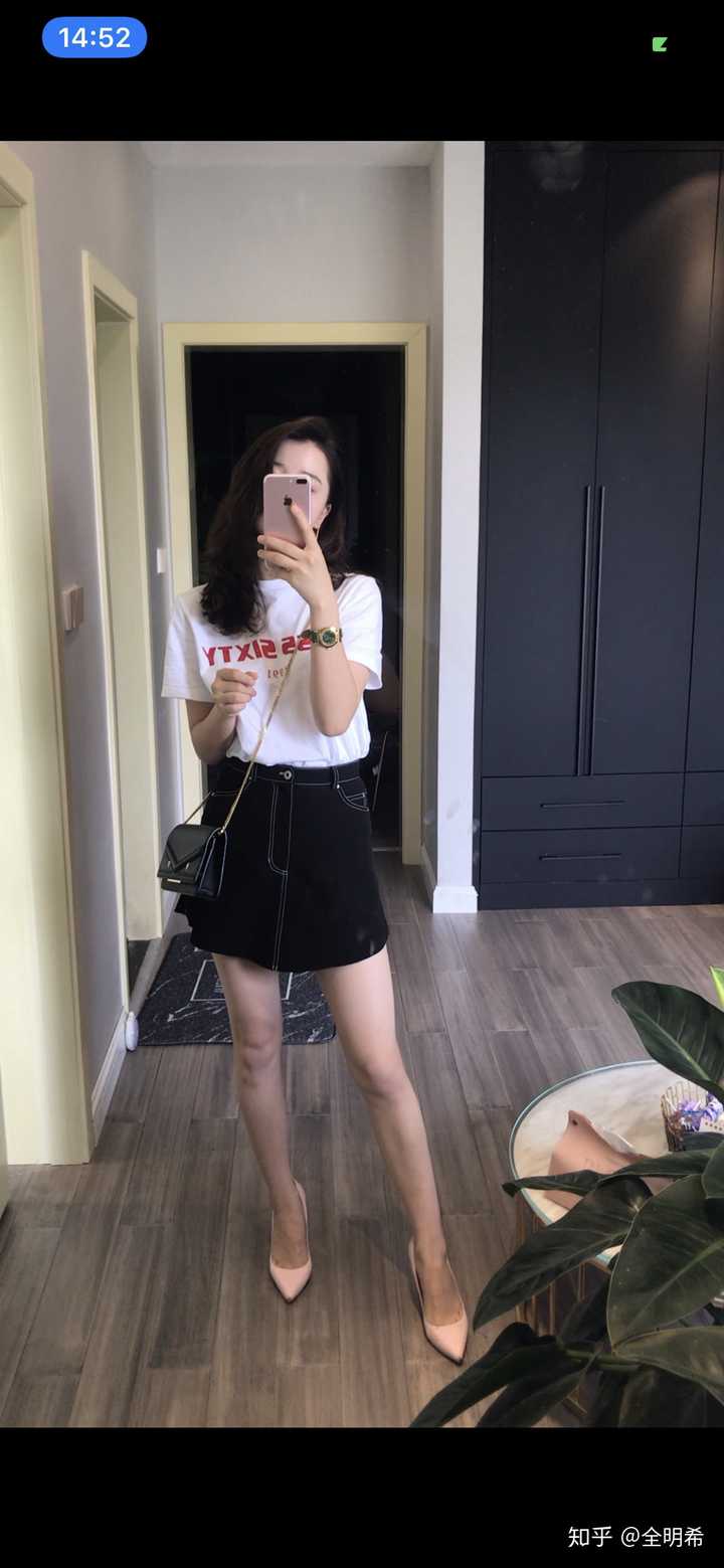 女生长的丑,但身材好是一种怎样的体验?