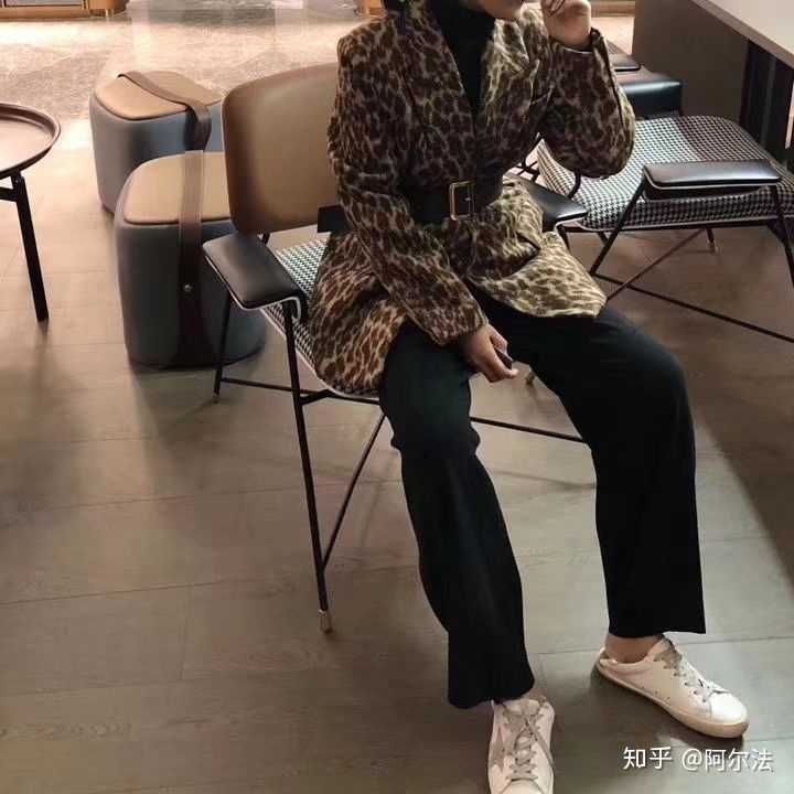 有哪些值得推荐的微商,多放些图片,卖衣服鞋子的?