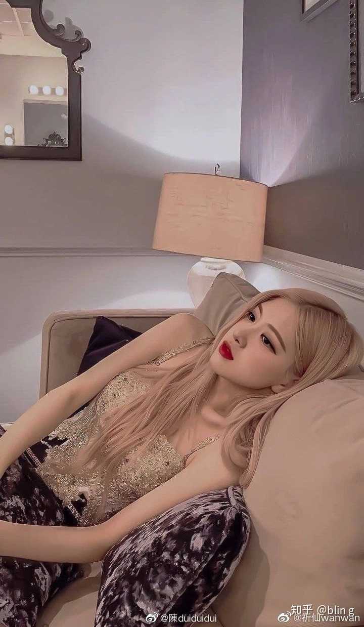 有没有blackpink rosé好看的照片?