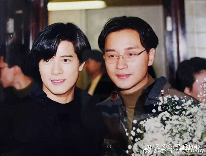 为什么这么多和张国荣在世时毫无交集的初高中生粉张国荣?