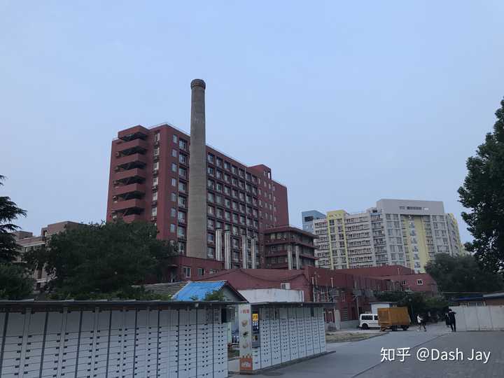 北京科技大学有哪些难看的校园建筑?