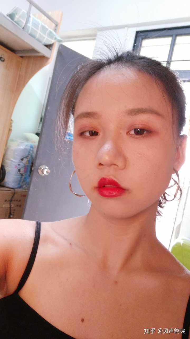 看到女友卸妆后有什么感受?