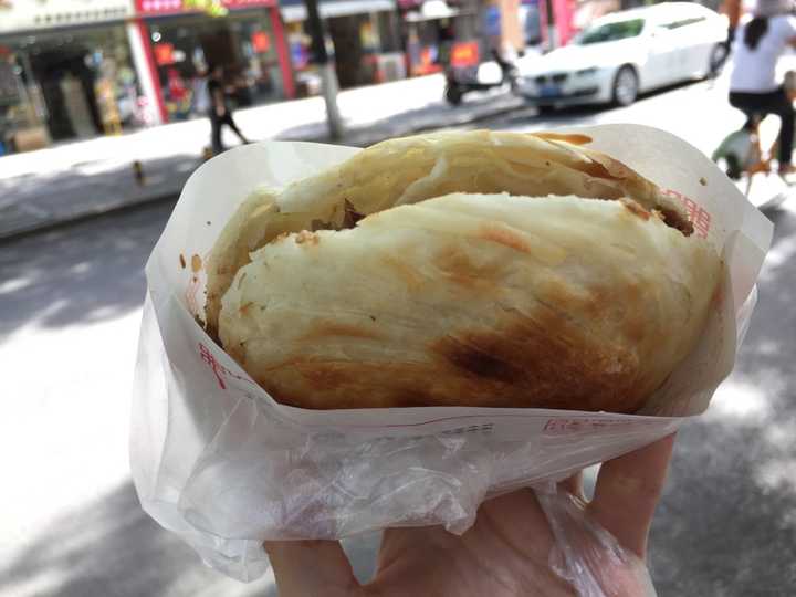 最爱吃花干鸡蛋菜夹饼的我觉得可以吃一辈子,月牙饼,百吉饼,托托馍