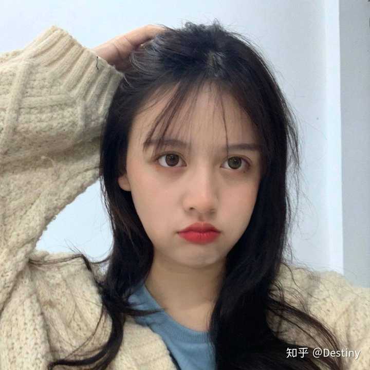 有哪些好看的女生照片适合做头像?