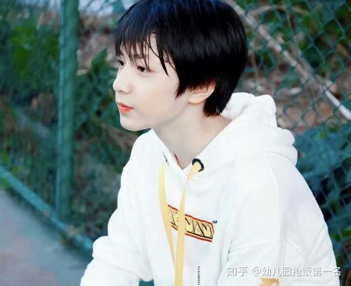 要怎么才能成为刘耀文老婆?