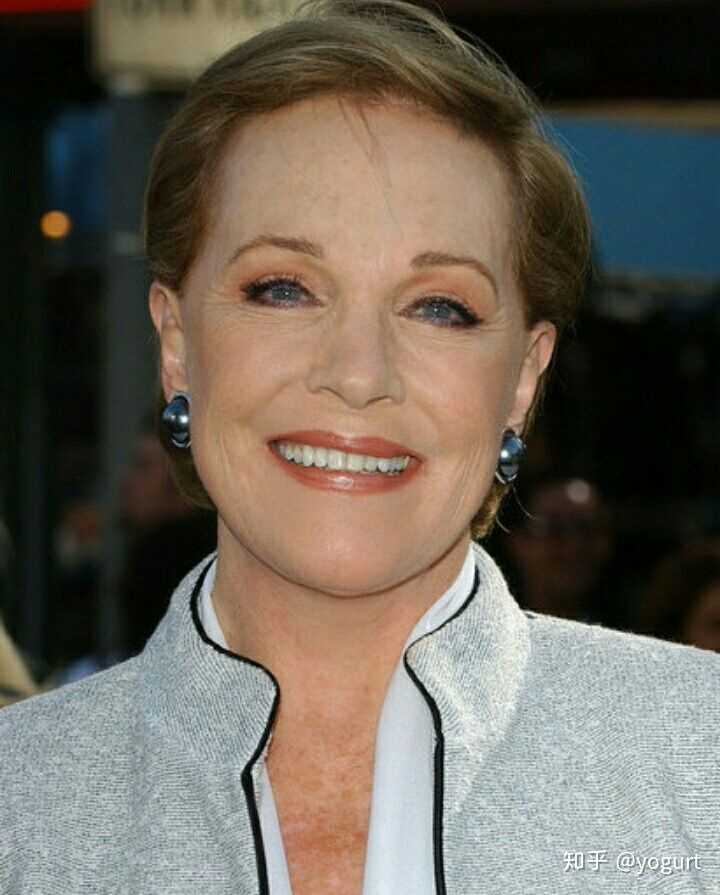 朱莉安德鲁斯julie andrews