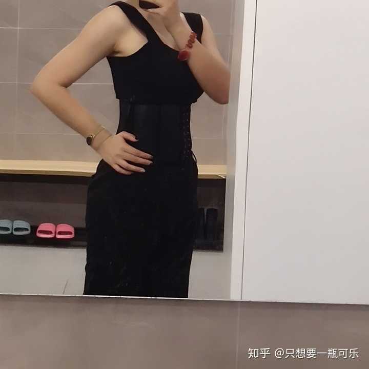 请问有人坚持用束腰吗?