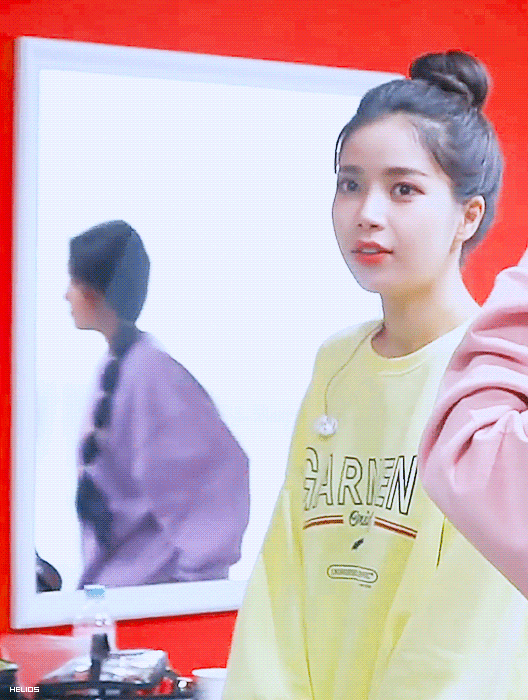 说说你觉得很顺眼很舒服,性格好的一眼看上去就喜欢的韩国女爱豆吧 ?