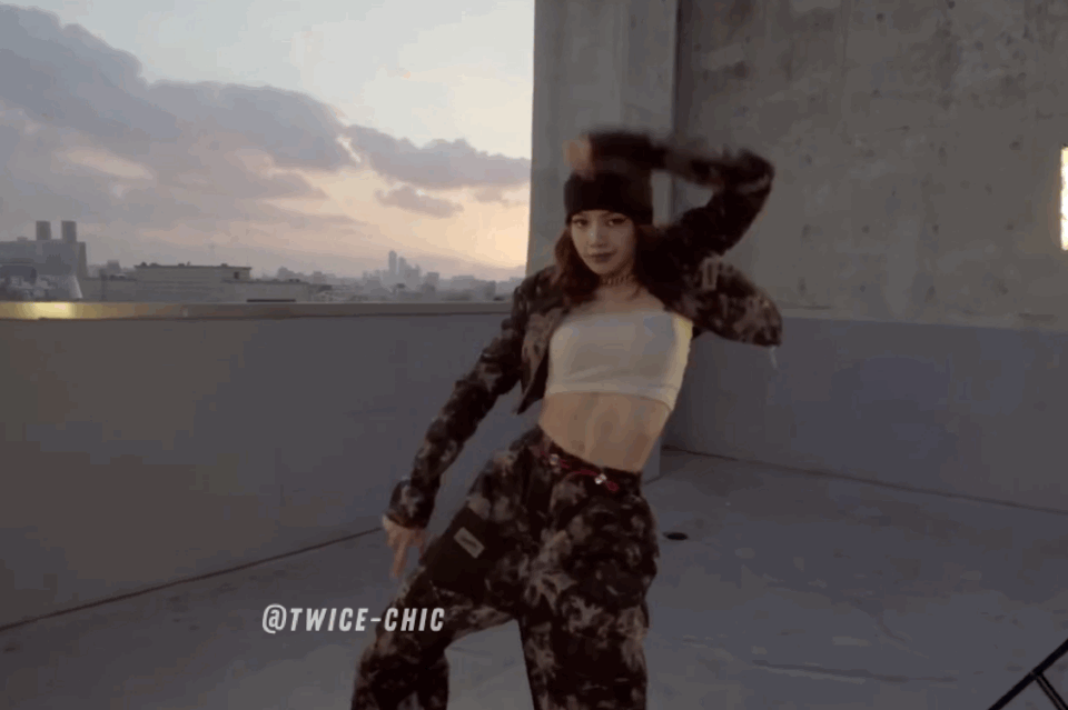 有哪些惊艳你的女子偶像动图(gif)?