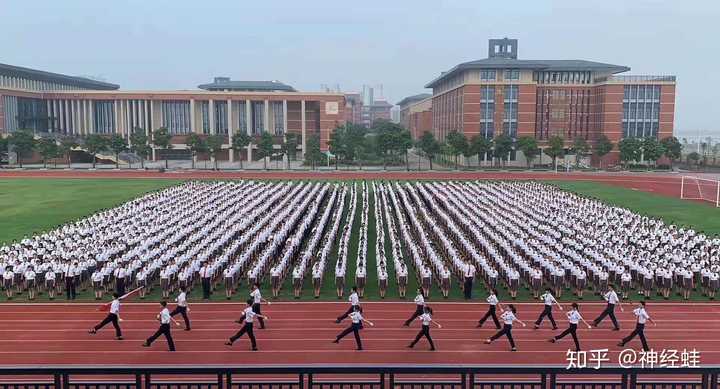 在广东实验中学珠海金湾学校(金湾一中)就读是什么体验?