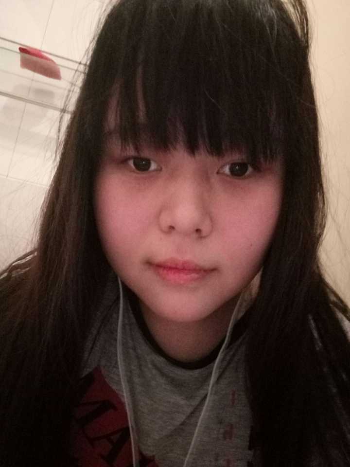 有哪些是同一个人而颜值相差甚远的照片?