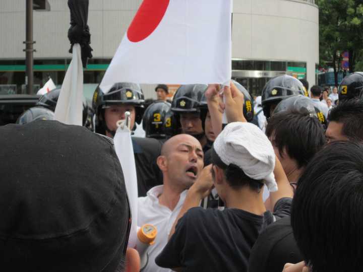 如何评价日本的右翼势力?