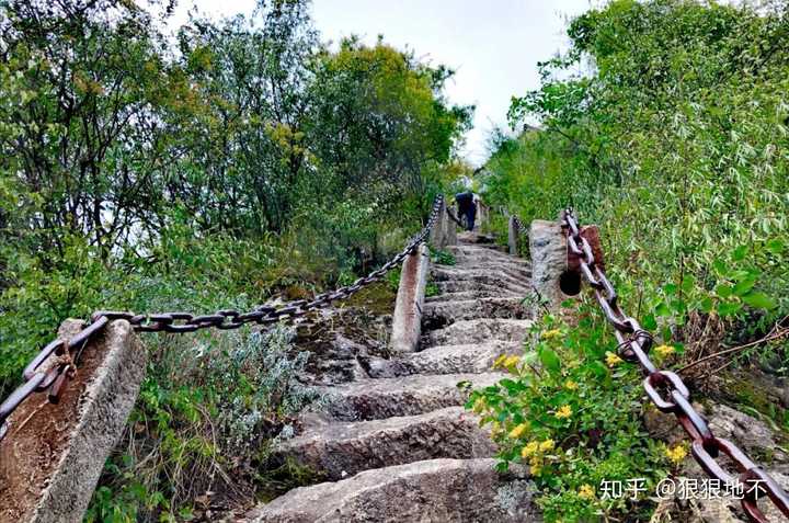 秦岭有哪些经典徒步登山路线?