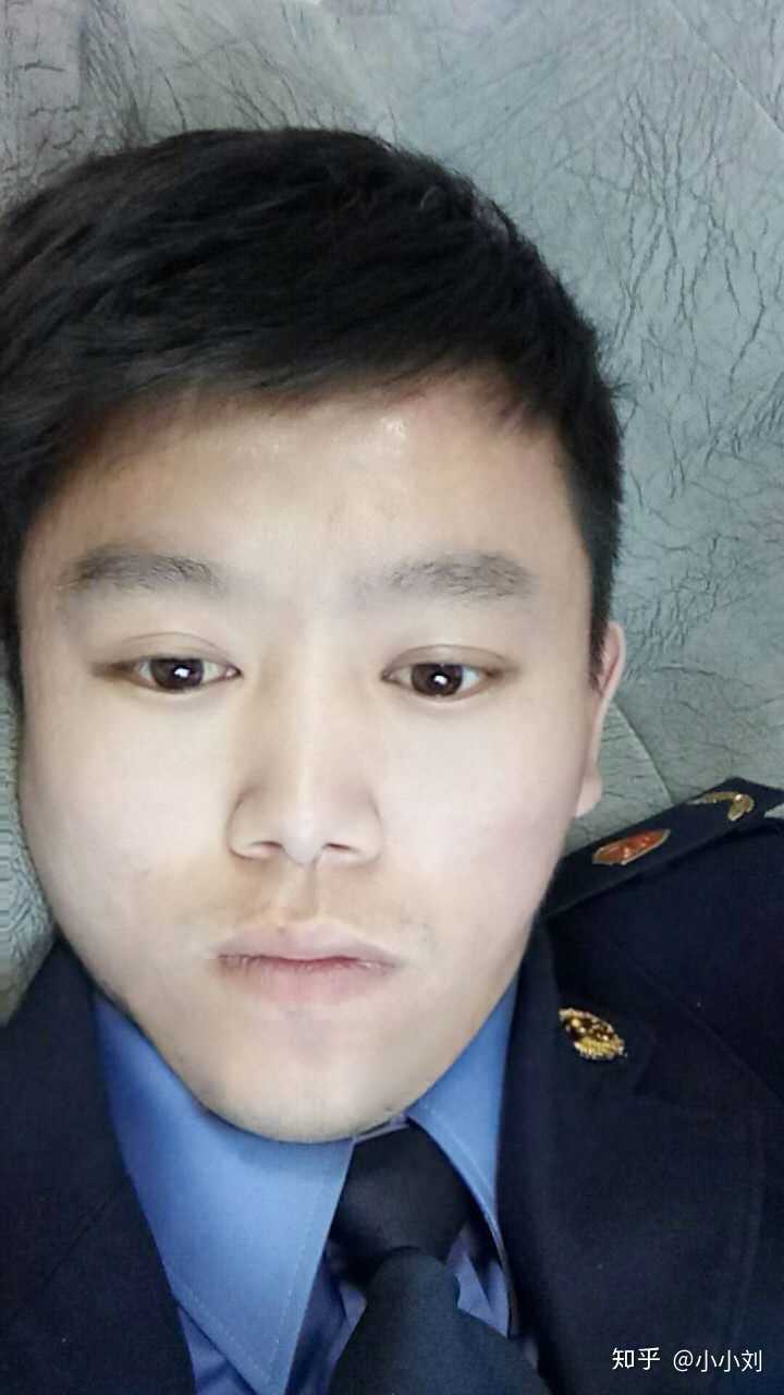 帅的男生是如何一步步变丑的?