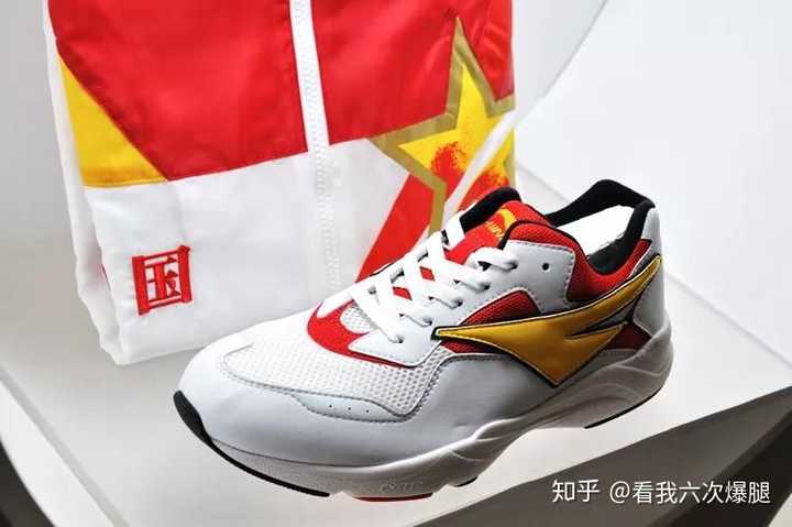 李宁蝴蝶算是抄袭吗?