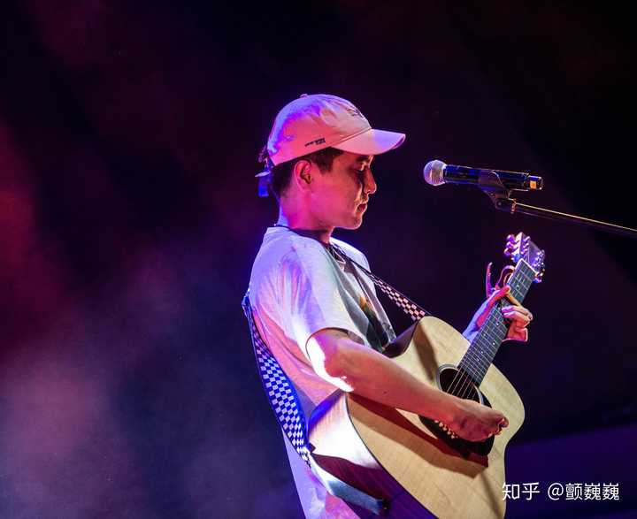 如何评价沈以诚