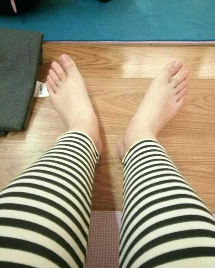 女孩子有一双很好看的脚是一种什么样的体验?