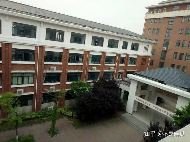 在江苏省钟吾国际学校学习是怎样一种体验?