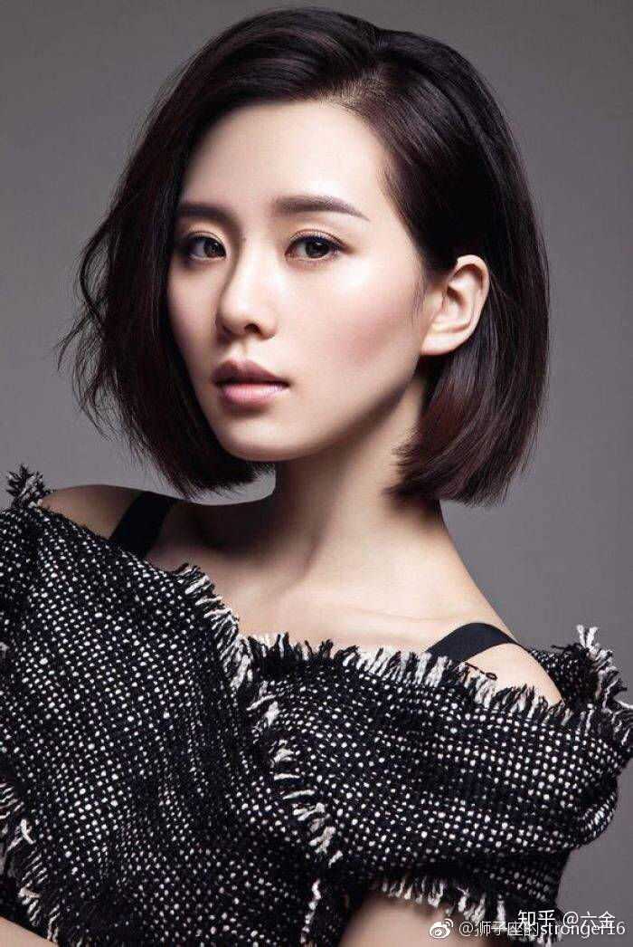 中国女明星里能称之为神颜的有谁?