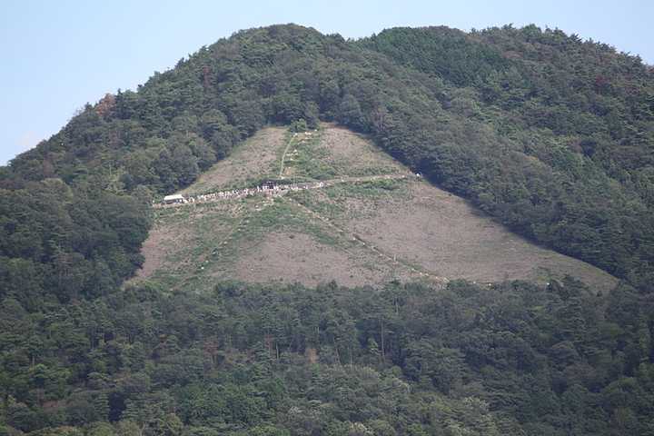 日本京都的大文字山是怎么做到的?