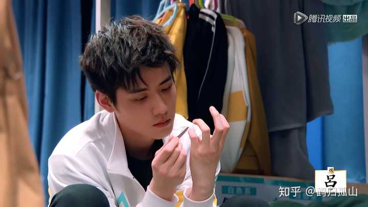 r1se任豪    第九名出道   "用脸杀人"上热搜 霸总上线