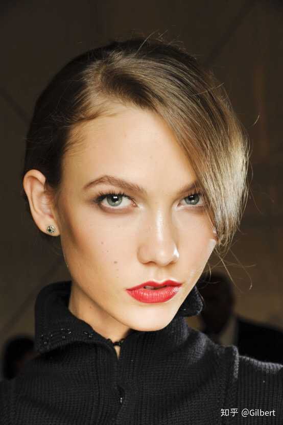 海盗爷(john galliano)时期的小kk(karlie kloss)!