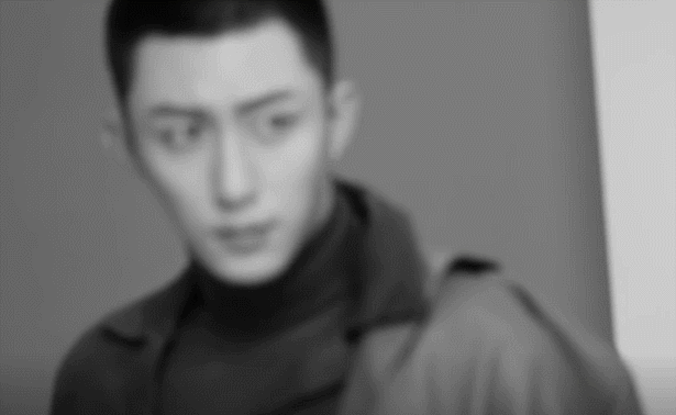 先是作品,然后喜欢上本人; 认为动图比硬照更能表现出他的魅力啊 颜