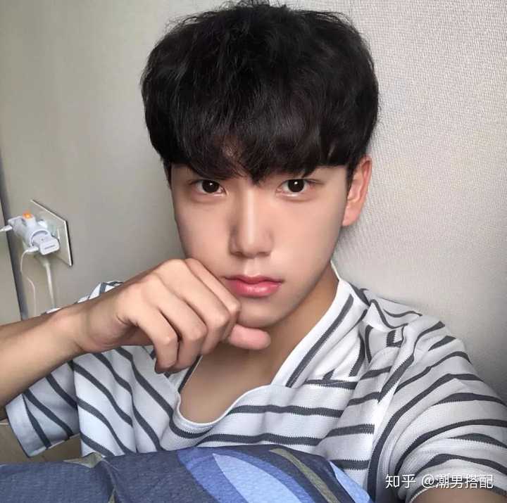 男大学生发型有什么推荐?