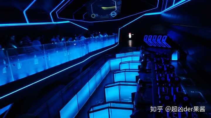 迪士尼的创极速光轮吓人吗