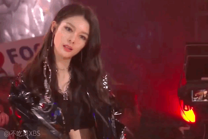 706_474gif 动态图 动图