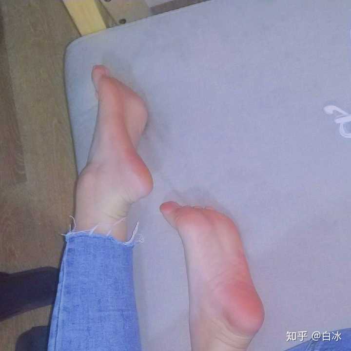 女生脚底好看是一种什么样的体验?