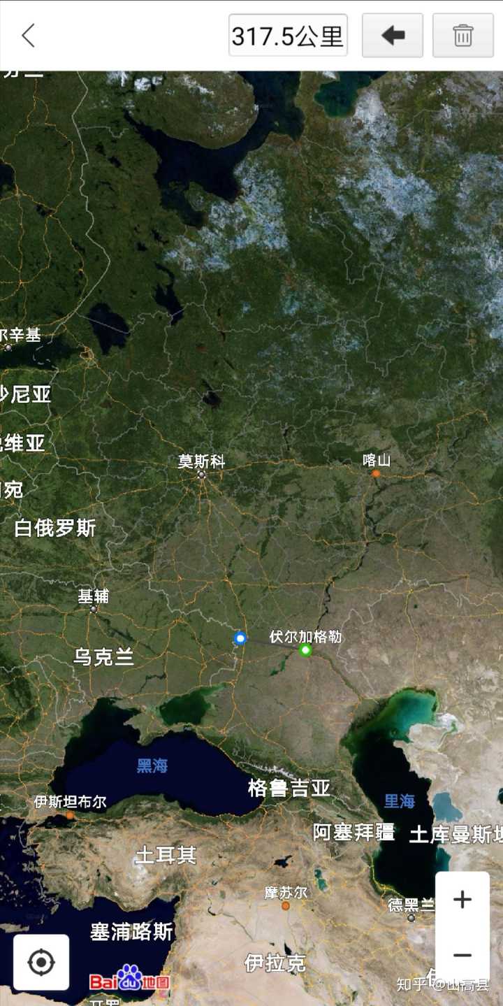 伏尔加格勒离乌克兰边境三百二十公里,一马平川,其间有主交通线连接.