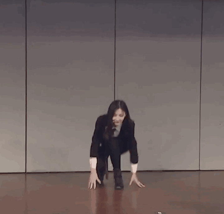 第一天 av:25002960 unit环节会长在美杜莎里实力为五选扣题,宝宝爬版