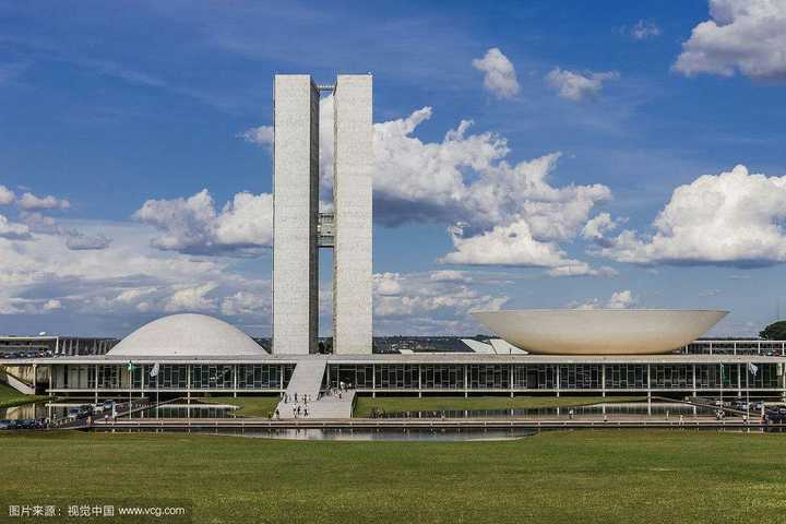 有哪些把「平衡感」做到极致的建筑?