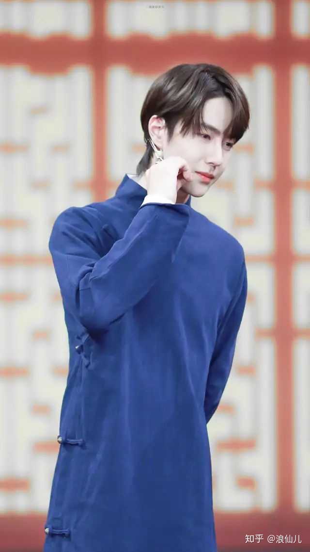 为什么王一博的黑粉那么有事业心呢?