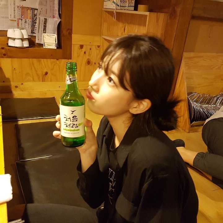 有哪些好看的适合女生的微信头像? - 知乎