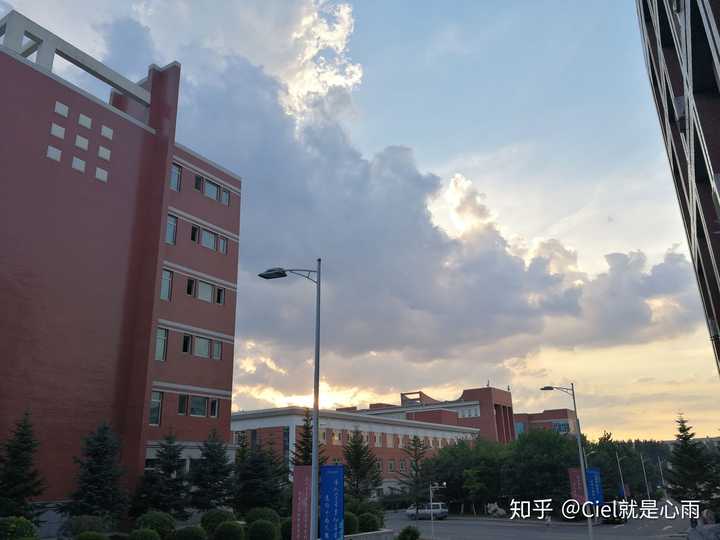 东北师范大学的净月校区的宿舍条件怎么样?