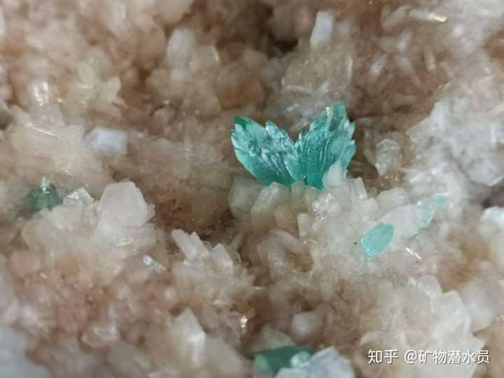 鱼眼石产地印度可以冒充磷叶而且不贵反手就是一个好评