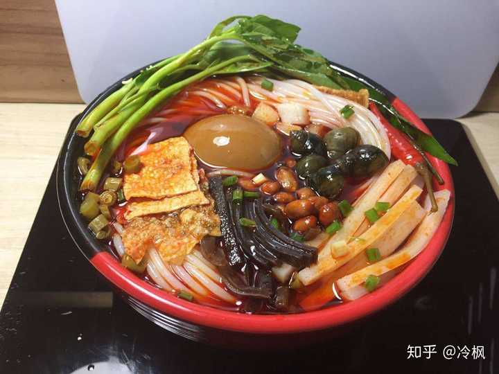 在宿舍吃螺蛳粉是不是很没有礼貌?
