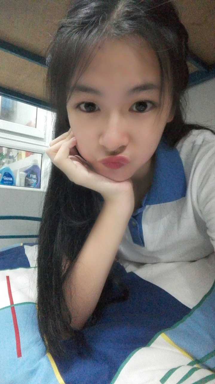 常常被人说像中泰混血 也不知道哪里像了