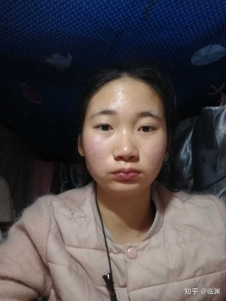 高中时素颜就好看的女生长大化妆后岂不是逆天吗