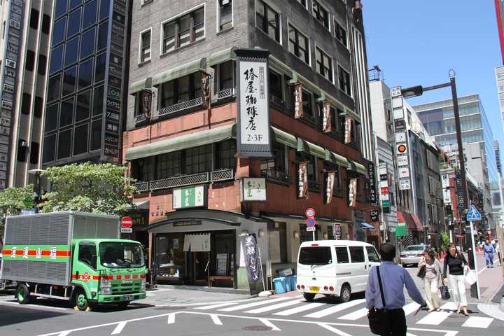 日本人对东京是否和我们二三线城市对北京上海一样的感觉?