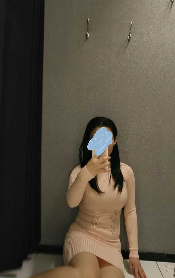 初中女生身材很好是什么体验?