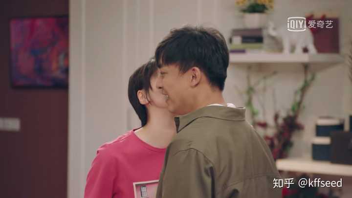 大力妈妈扮演者李晟,是张伟扮演者李佳航在现实中真正的老婆(导演虐的