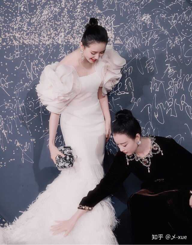 刘诗诗与倪妮:白天鹅与黑天鹅
