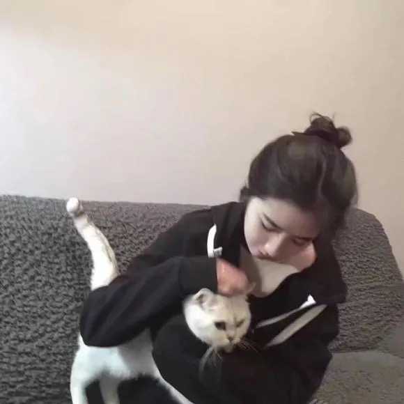 你见过那些超甜的情侣头像?