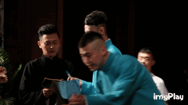 张云雷和德云社众人之间发生的暖心事?