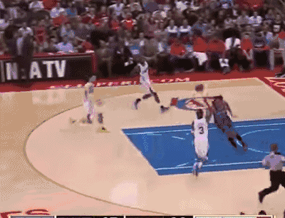 说到扣篮 不能厚古薄今 我不相信有人会不喜欢格里芬小乔丹的扣篮