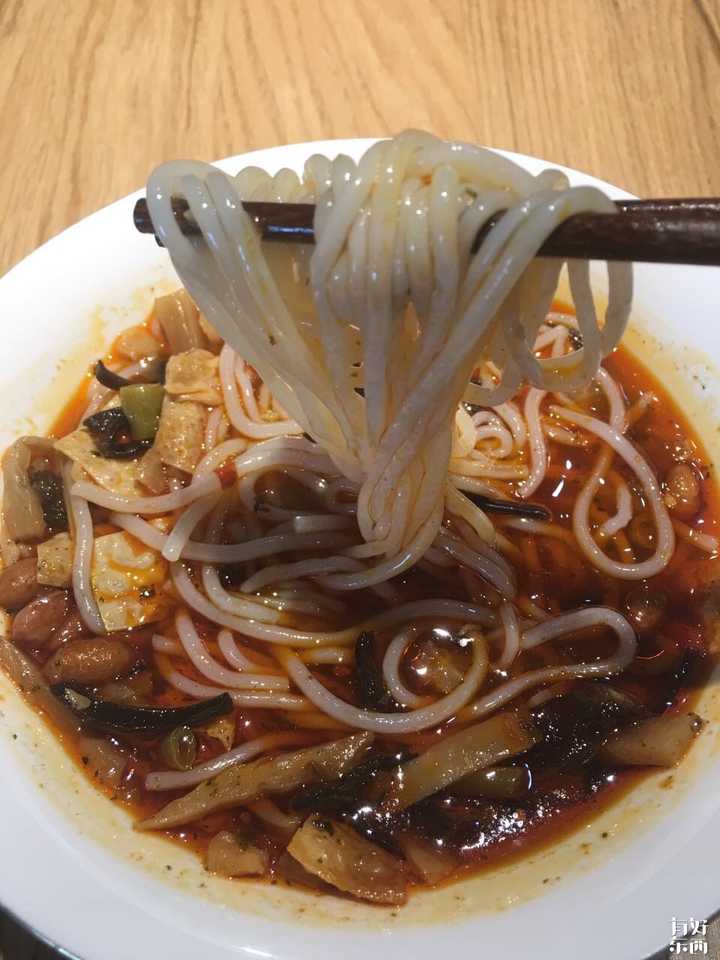 有哪些适合在家里囤积的夜宵食物?